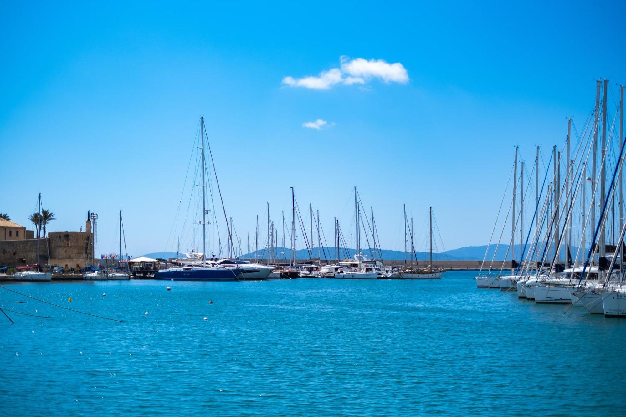 Filipp'S House Boat Hotel Alghero Kültér fotó